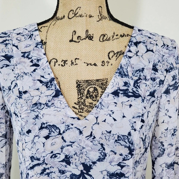 BCBGENERATION Women's Regular Pleated Tie Back Shift Dress Floral Size XS - Picture 8 of 15